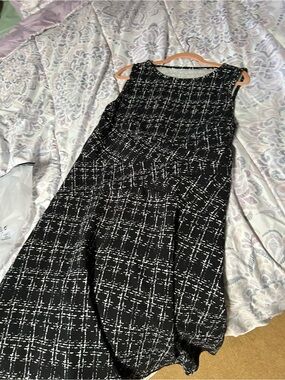 Black & White Textured Plaid Sleeveless Dress